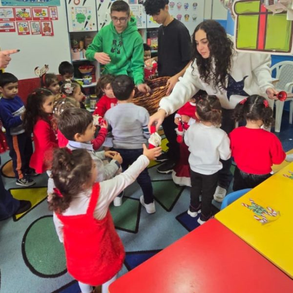 re_20241226095256-a87ff679a2f3e71d9181a67b7542122c