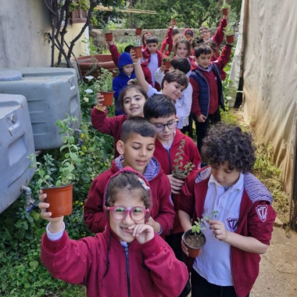 re_20250415093352-a87ff679a2f3e71d9181a67b7542122c