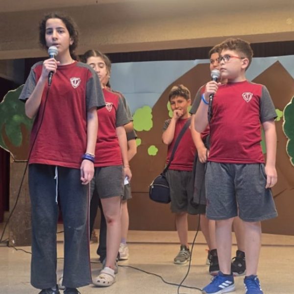 re_20250522051705-eccbc87e4b5ce2fe28308fd9f2a7baf3